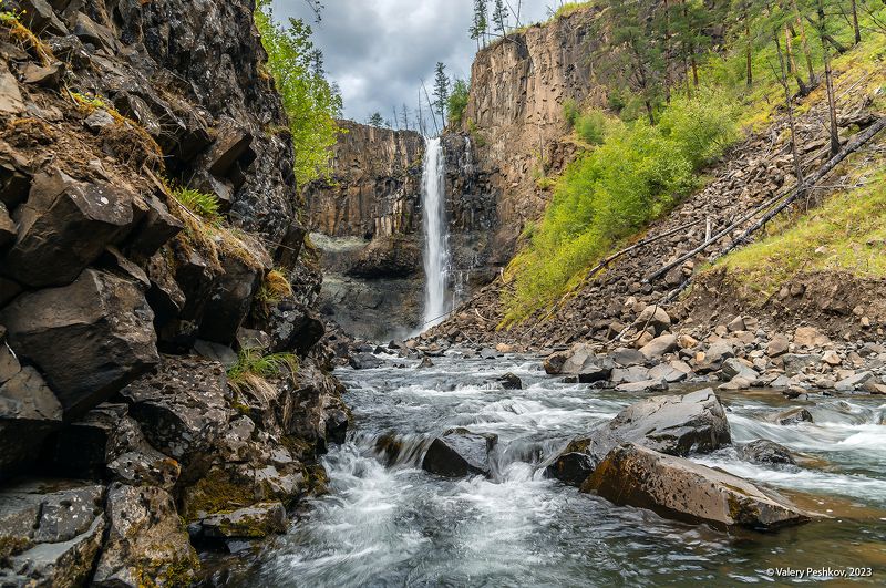 плато путораны, водопад, бурдыкан, ручей, владимир коваль Водопад Бурдыканphoto preview