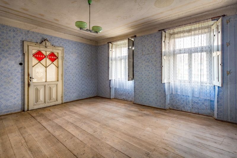 interier Old House 1892photo preview