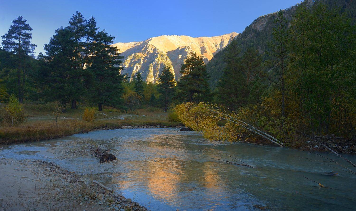 горы осень чиринкол, Александр Жарников