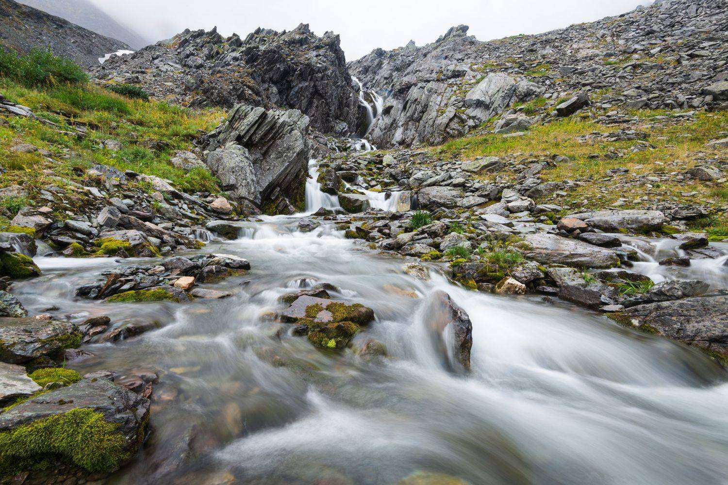 Горный ручей. Автор: Андрей Снегирёв ручей, водопад,хадатаёганлор, ямал, урал, полярный, ингилор, заповедный_ямал, Андрей Снегирёв