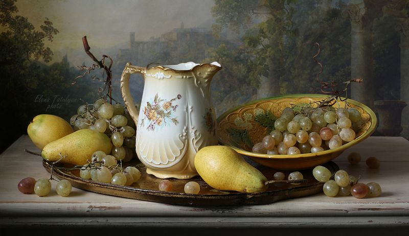 фрукты, виноград, груши С виноградом и грушамиphoto preview