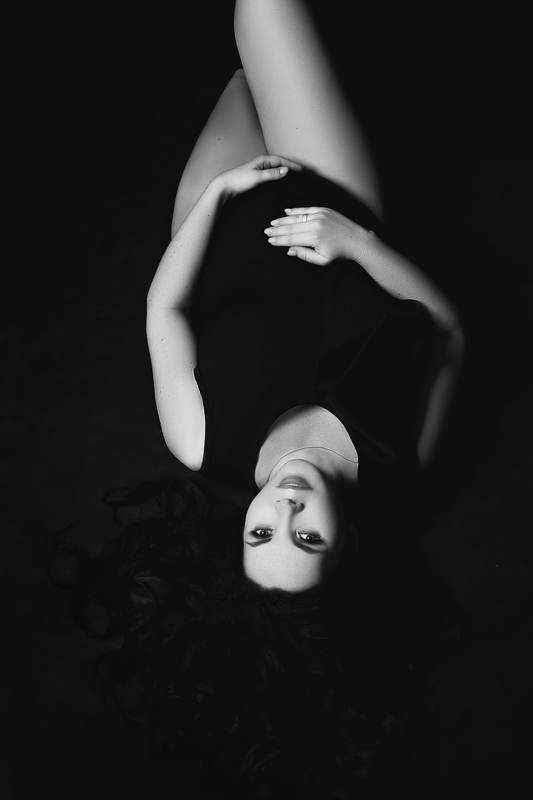 mom and baby, mom, maternity, pregnancy, mother, love, family, pregnancyphoto, familyphoto, материнство, мама, мама и малыш, мать и дитя, любовь, портрет, студийный портрет, семейный портрет, беременность, будущая мама, в ожидании  фото превью