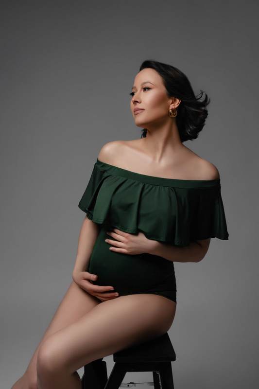 mom and baby, mom, maternity, pregnancy, mother, love, family, pregnancyphoto, familyphoto, материнство, мама, мама и малыш, мать и дитя, любовь, портрет, студийный портрет, семейный портрет, беременность, будущая мама, в ожидании  фото превью