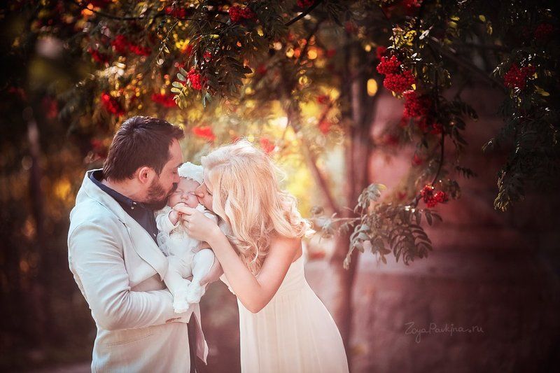 крещение, крестины, малыш Крестные и крестникphoto preview