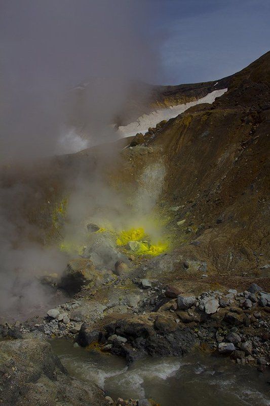 Вулкан Мутновскийphoto preview