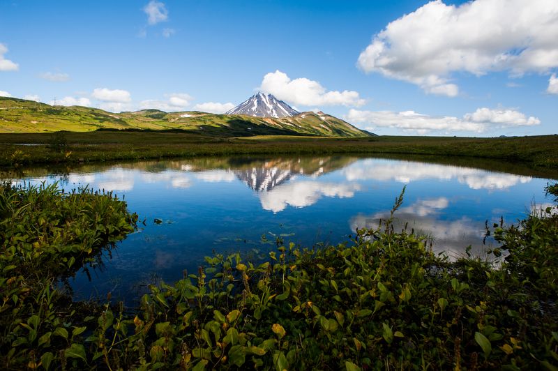 Камчатка, вулкан, природа, озеро В водной гладиphoto preview