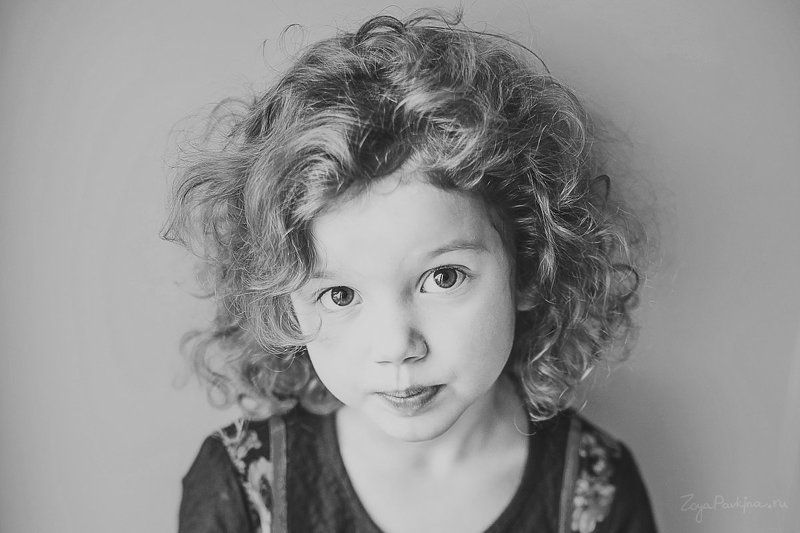 девочка, портрет, глаза, чб Клараphoto preview