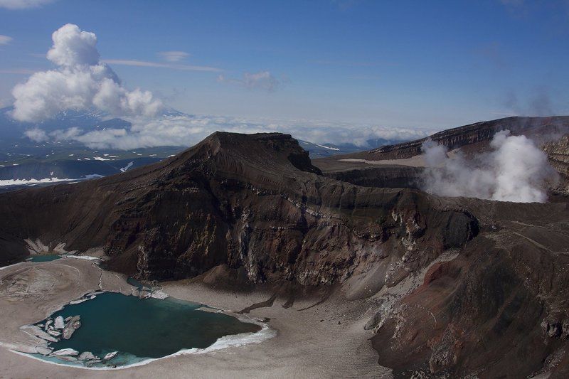 Вулкан Горелыйphoto preview