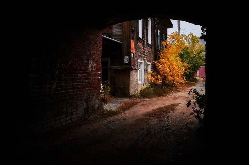 Подворотня...photo preview