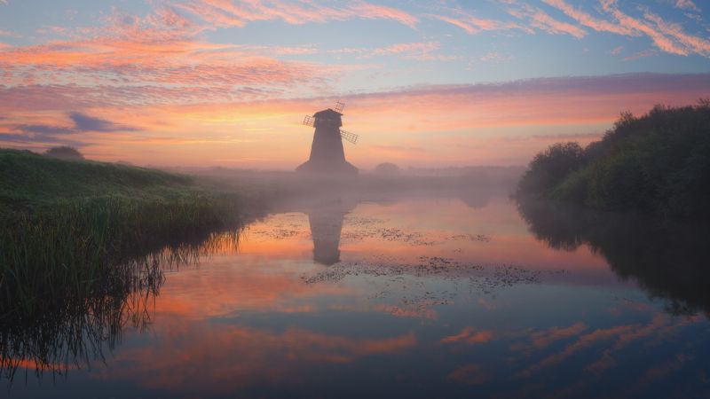 Утро в кинодеревнеphoto preview