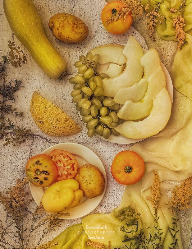 жёлтый, оранжевый, фрукты, овощи, раскладка Арт-фото. Жёлтый цветphoto preview