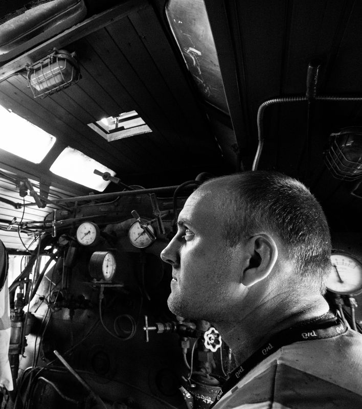 паровоз, steamlocomotive, кочегар Портрет кочегара в паровозе \