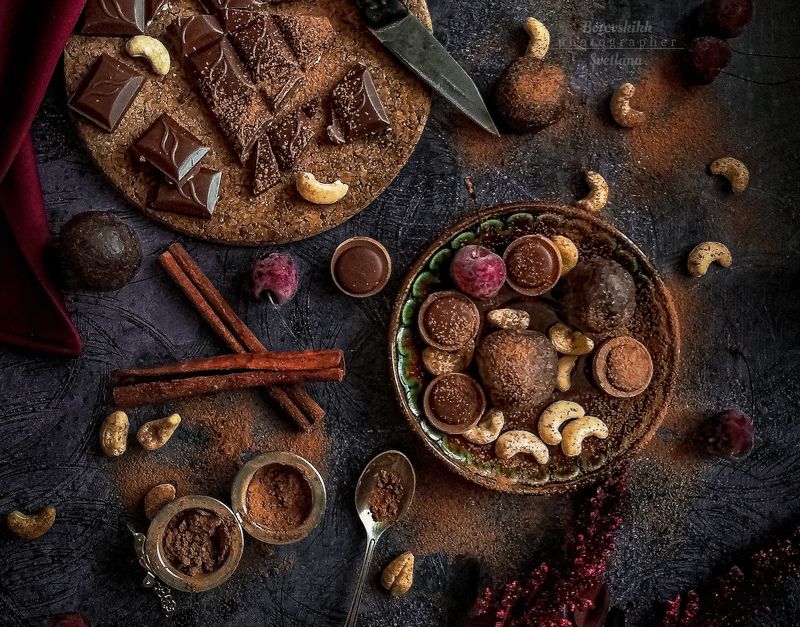 Раскладка, флетлей, Flatley, шоколад, низкий клюд, DarkPhoto, еда, фуд-фото, food photo Шоколадное ассортиphoto preview