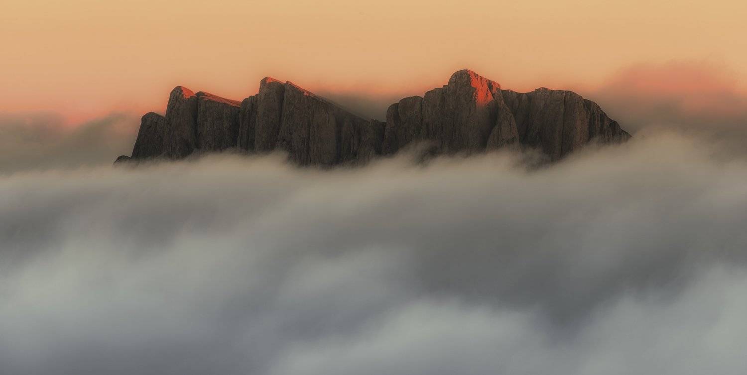 В океане облаков. Автор: ФЁДОР большой, тхач, осень, 2015, облака, туман, утро, ФЁДОР