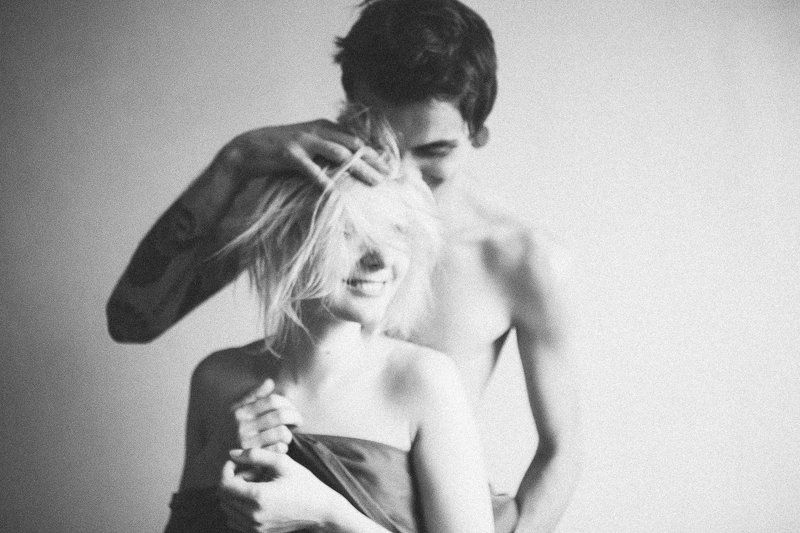 Love. G&Sphoto preview