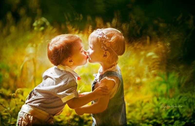 девочка, мальчик, поцелуй, лето Поцелуйphoto preview