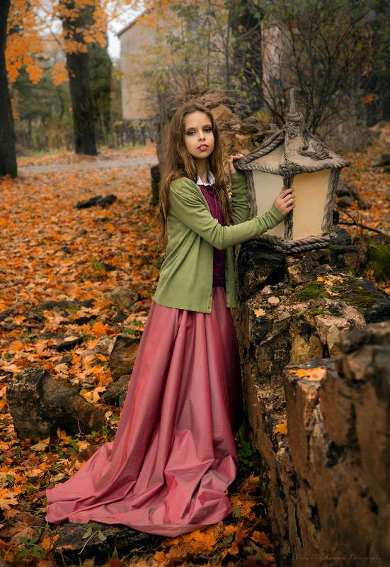 постановочная фотография, Walking with Autumn..................................photo preview