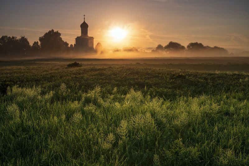 покрова на нерли, боголюбово Золотое утроphoto preview