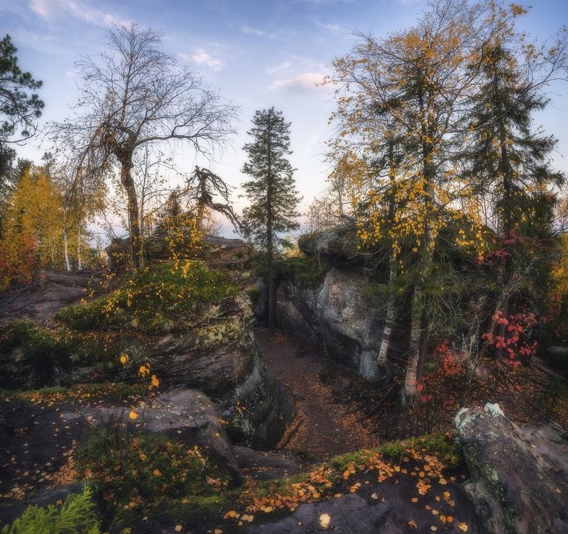 Осень на улицах Каменного городаphoto preview