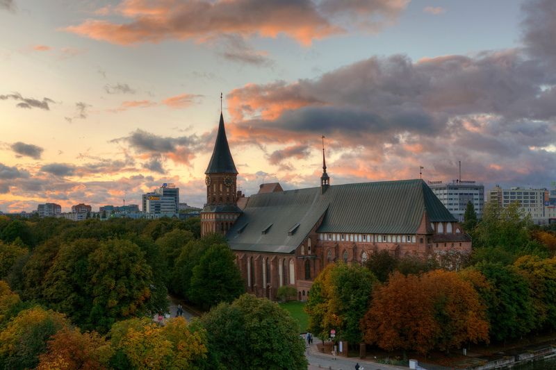 Калининград на закатеphoto preview