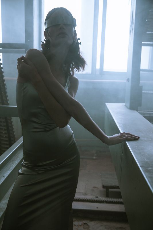 женский портрет, студийный портрет Женский портретphoto preview