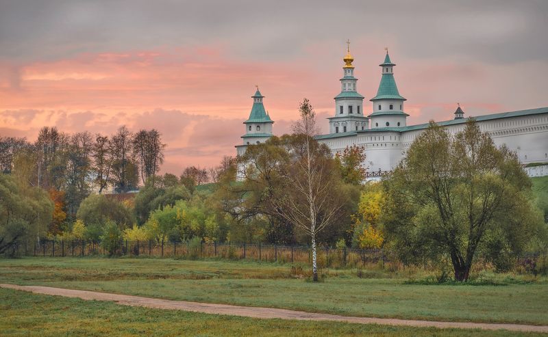 Раннее утро октябряphoto preview