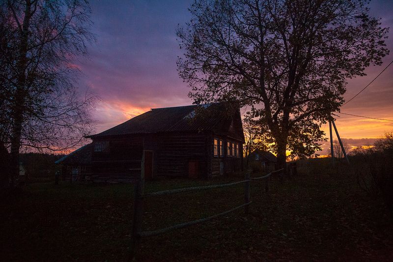 Палитра октябряphoto preview