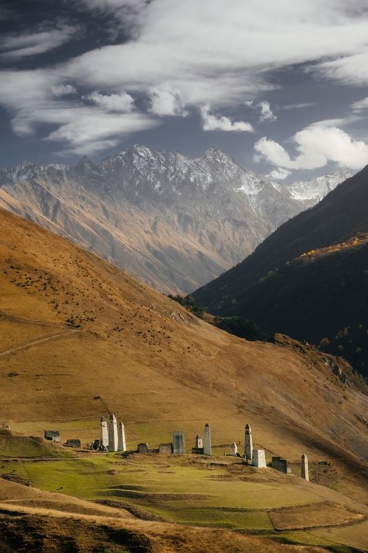 горы, башни, осень, Кавказ, Ингушетия Горный пейзажphoto preview