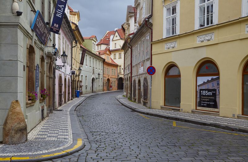 city for people Узкие кривые улочки фото превью