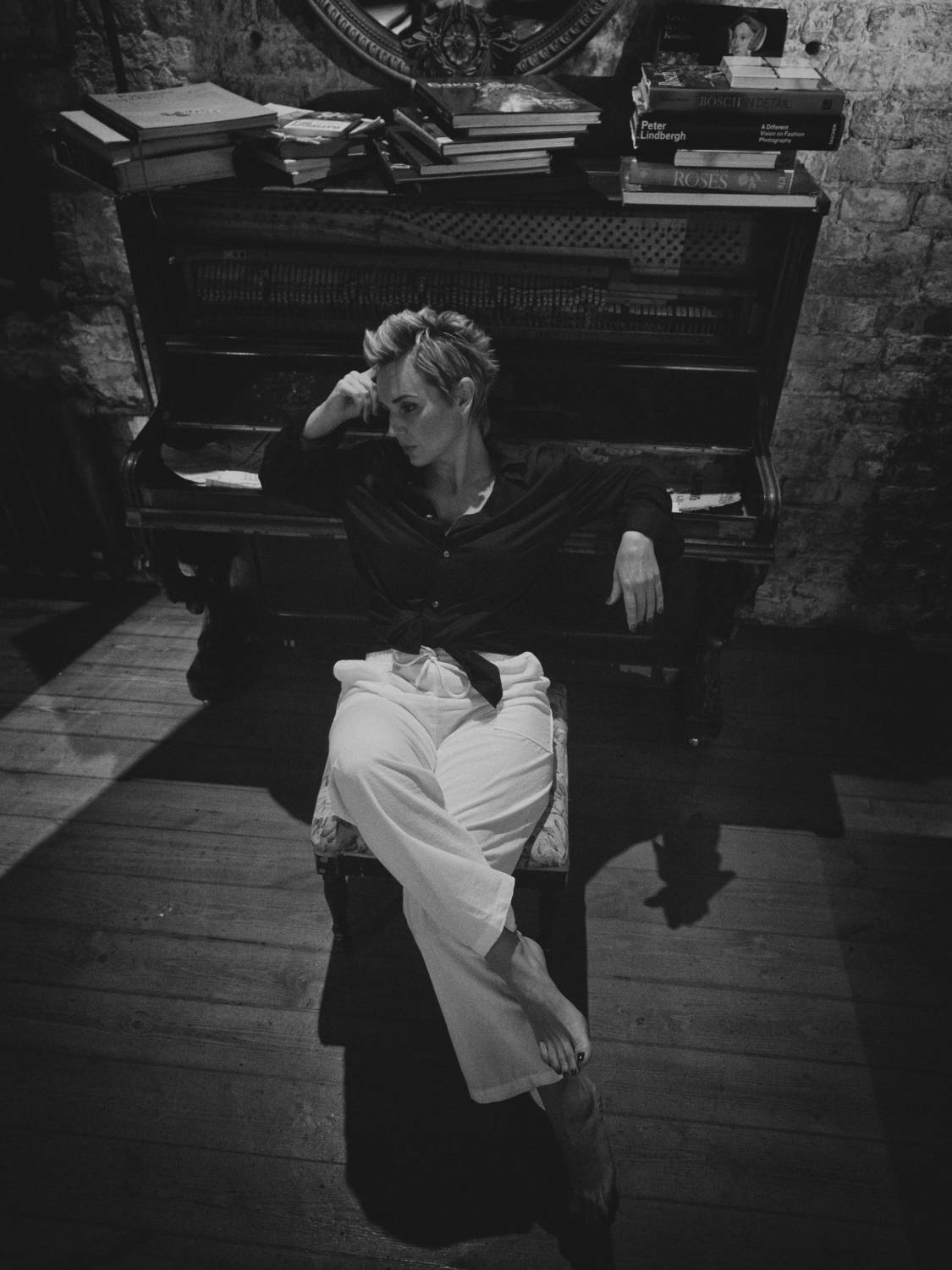 In the shadow of the light fandango. Автор: Elena Beregatnova Monochrome, Black and white, Russia, Moscow, Studio, Portrait, Elena Beregatnova