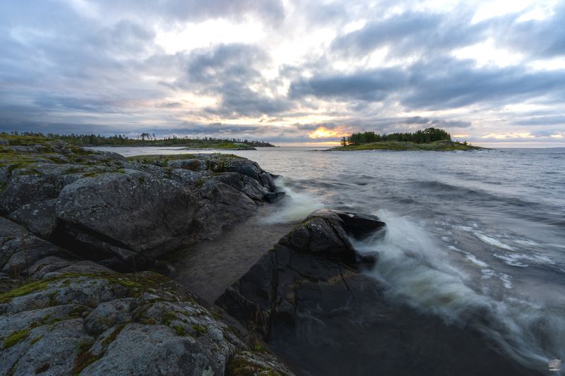 озеро На рассветеphoto preview