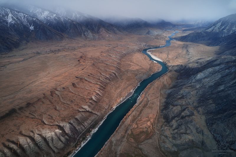 Алтай, катунь, осень Катунь с высоты птичьего полета фото превью