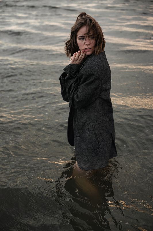 мне холодноphoto preview