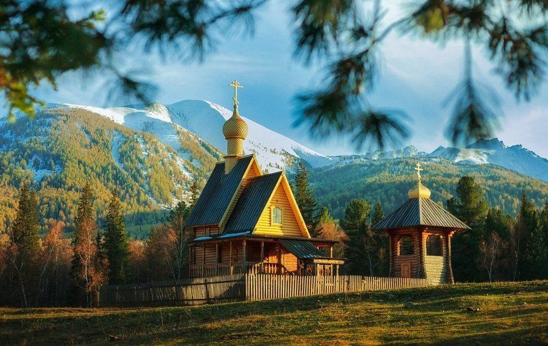 Стоят церквушки у дорог...photo preview