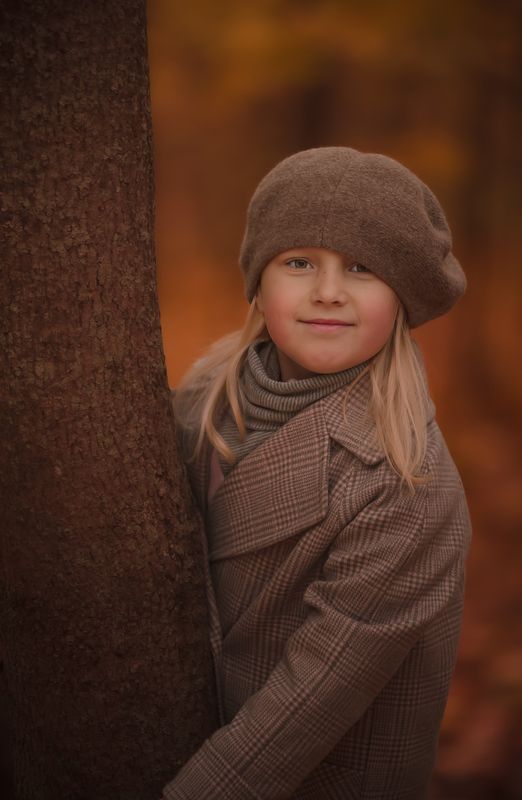 дети, осень, животные, портрет, листья, парк Дарина и Персиphoto preview