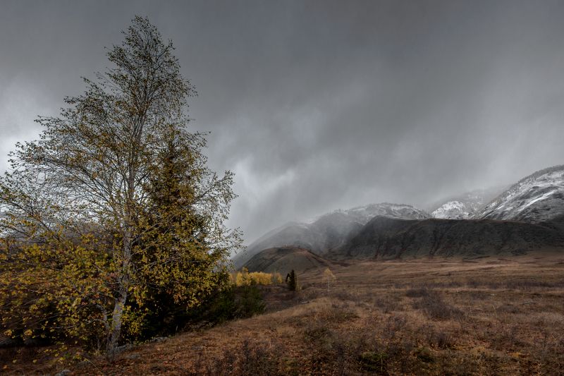 Непогода в горахphoto preview