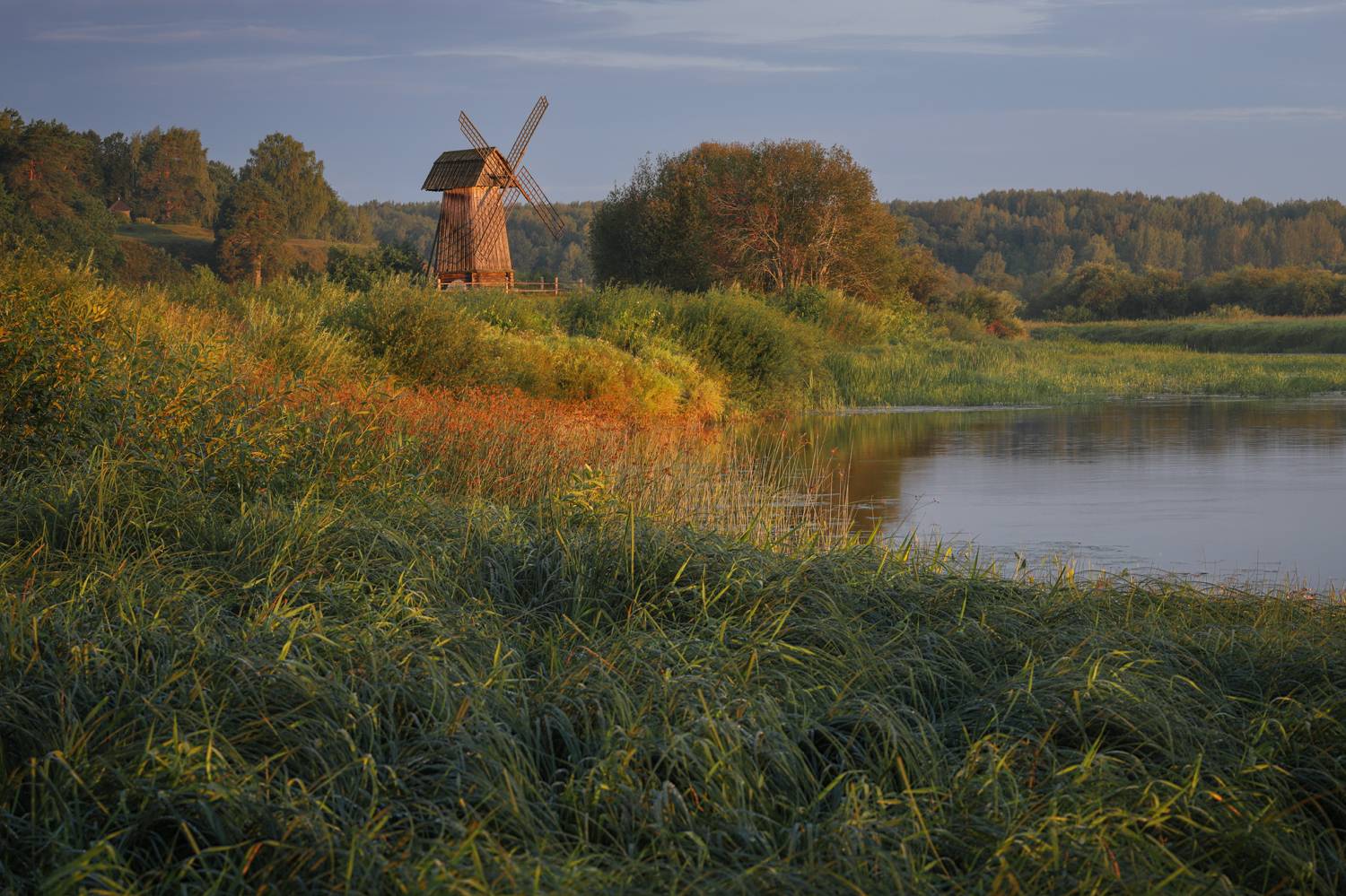 старая мельница. Автор: Андрей пейзаж, рассвет, мельница, Андрей