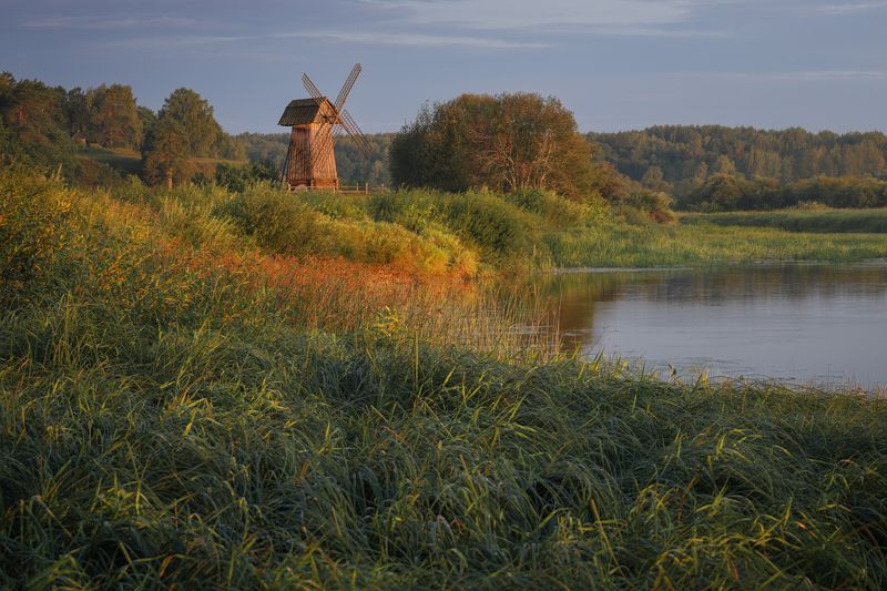 пейзаж,  рассвет, мельница старая мельницаphoto preview