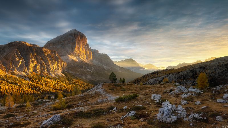 sunrise Tofana di Rozesphoto preview