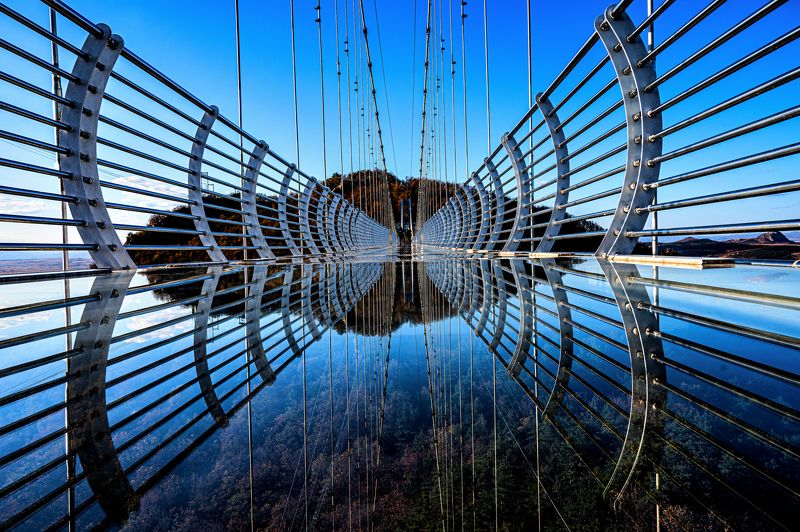 Стеклянный мост.photo preview