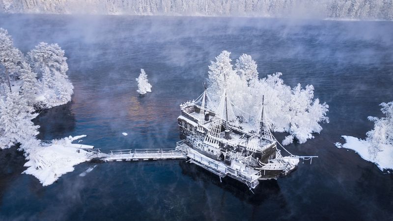 тортуга, сибирь, хакасия, корабль, река, tortuga, siberia, khakassia, ship, river Зимняя Тортугаphoto preview