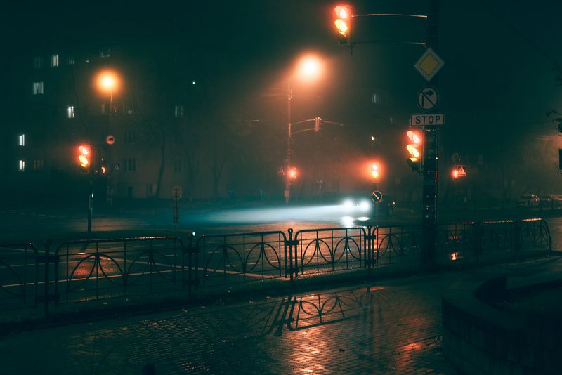 fog, night, city, urban, night city, туман, ночь, ночной город, урбан, атмосфера, машина, машины, свет, car, cars, lights Ночной город в туманеphoto preview