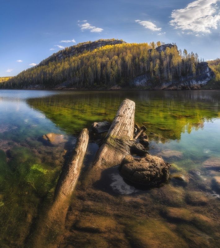 У подножия горы Ладейнаяphoto preview