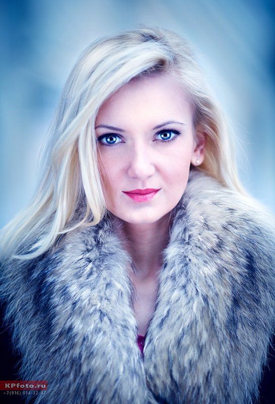 девушка, портрет, взгляд, глаза, выражение, лицо Зимаphoto preview