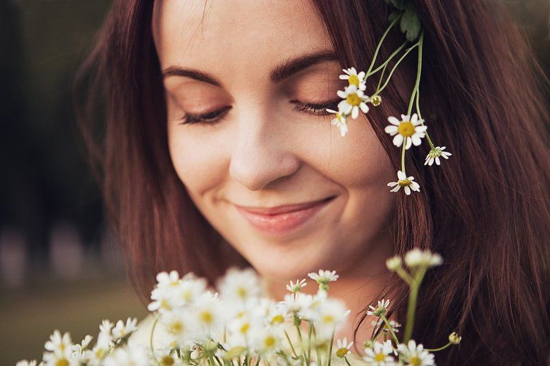 девушка, портрет, нежность, ромашки Нежностьphoto preview