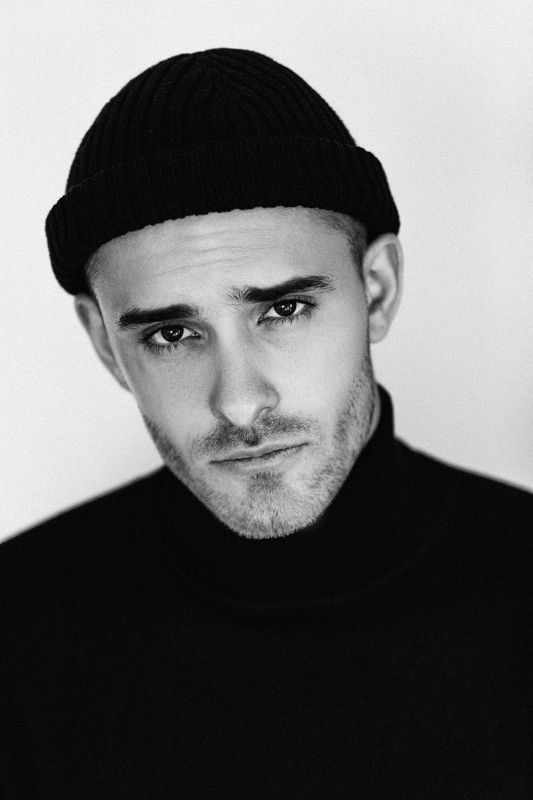 portrait,moscow,russia,bw,портрет,москва,россия,мужскойпортрет,модель,model photo preview