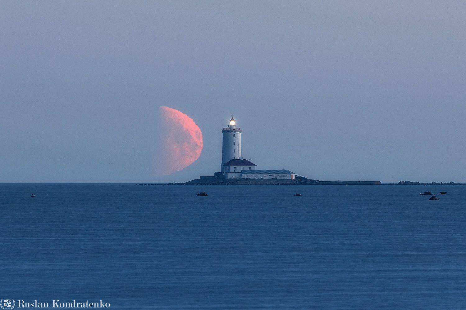 кронштадт, прострел, маяк, маяк толбухин, толбухин, луна, Кондратенко Руслан
