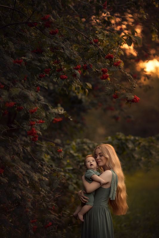 Материнство, дети, мама  Мамина нежностьphoto preview