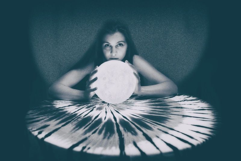 Явь и грезы, ожиданье счастья...photo preview