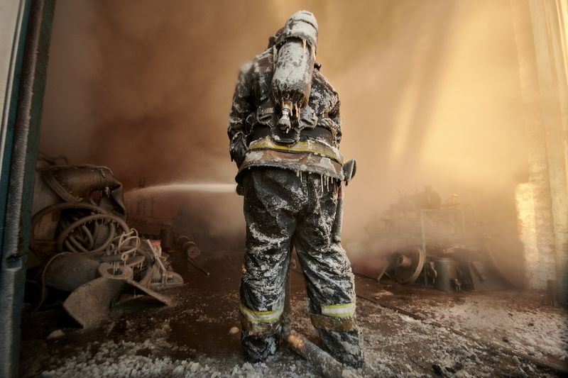 огонь, пожарные, emergency, help, save, мчс, fire, firefighter, rescue, rescuers, спасатели, дым, работа, brave photo preview